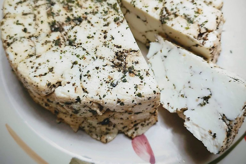 Cheddar pressé aux herbes